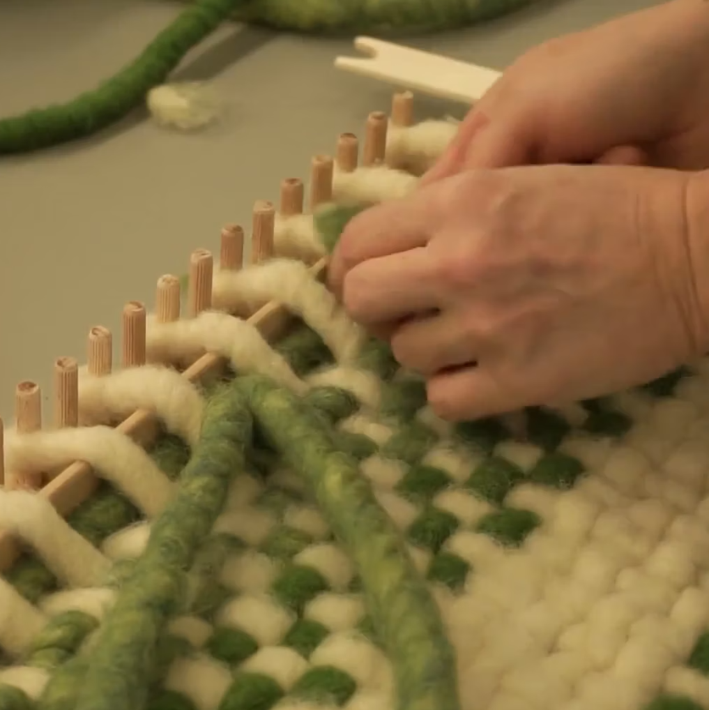 Anleitung: Handweben mit Wolldocht